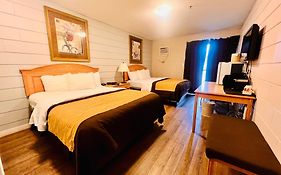 Armstrong Inn